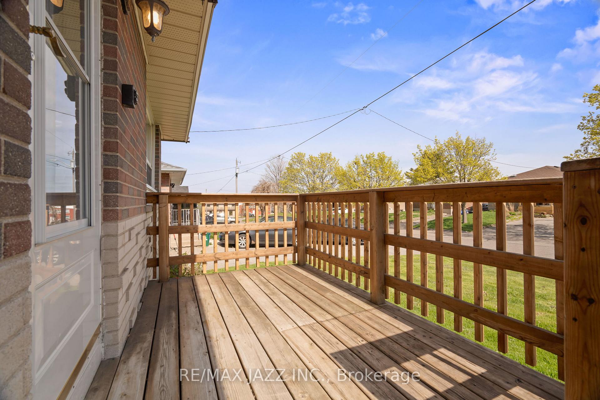 Photo 33 of 368 Wolfe Street, Oshawa, Lakeview — HOMEH