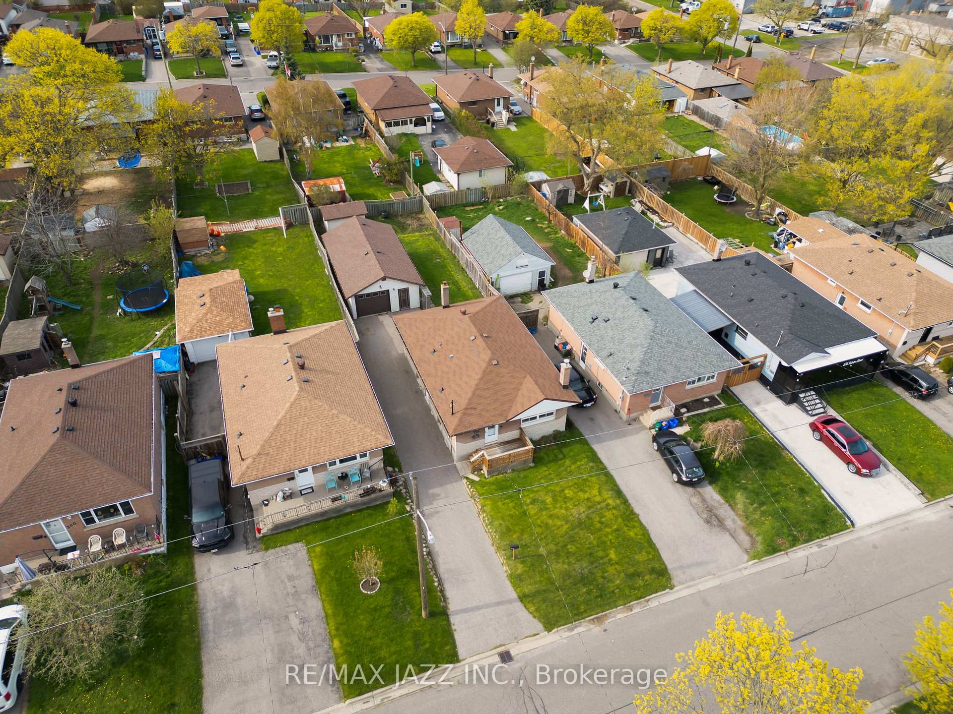 Photo 38 of 368 Wolfe Street, Oshawa, Lakeview — HOMEH