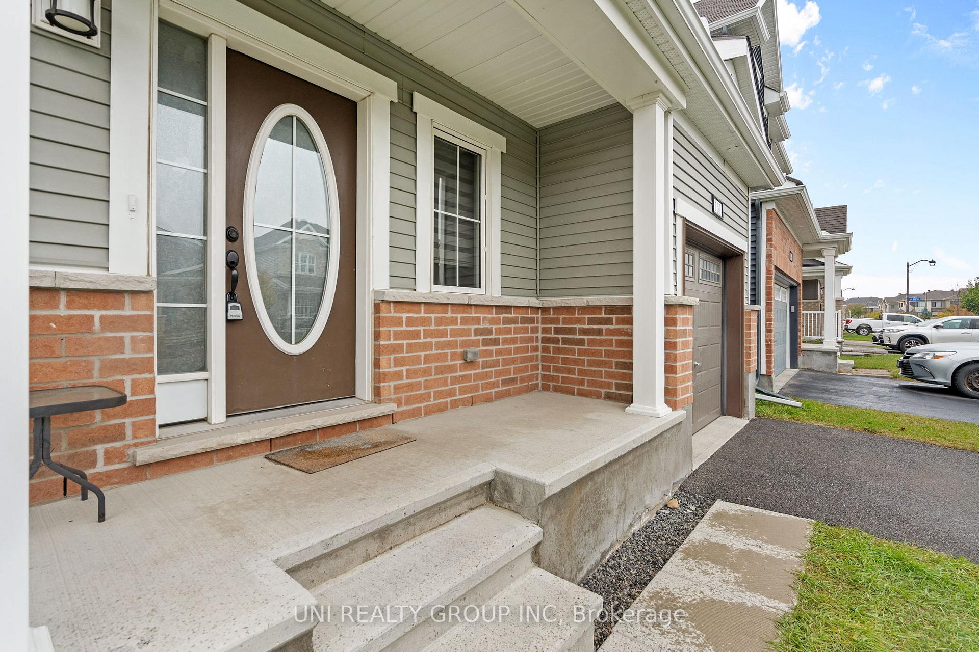 Photo 6 of 161 Celestial Grove, Ottawa, Barrhaven - Half Moon Bay — HOMEH