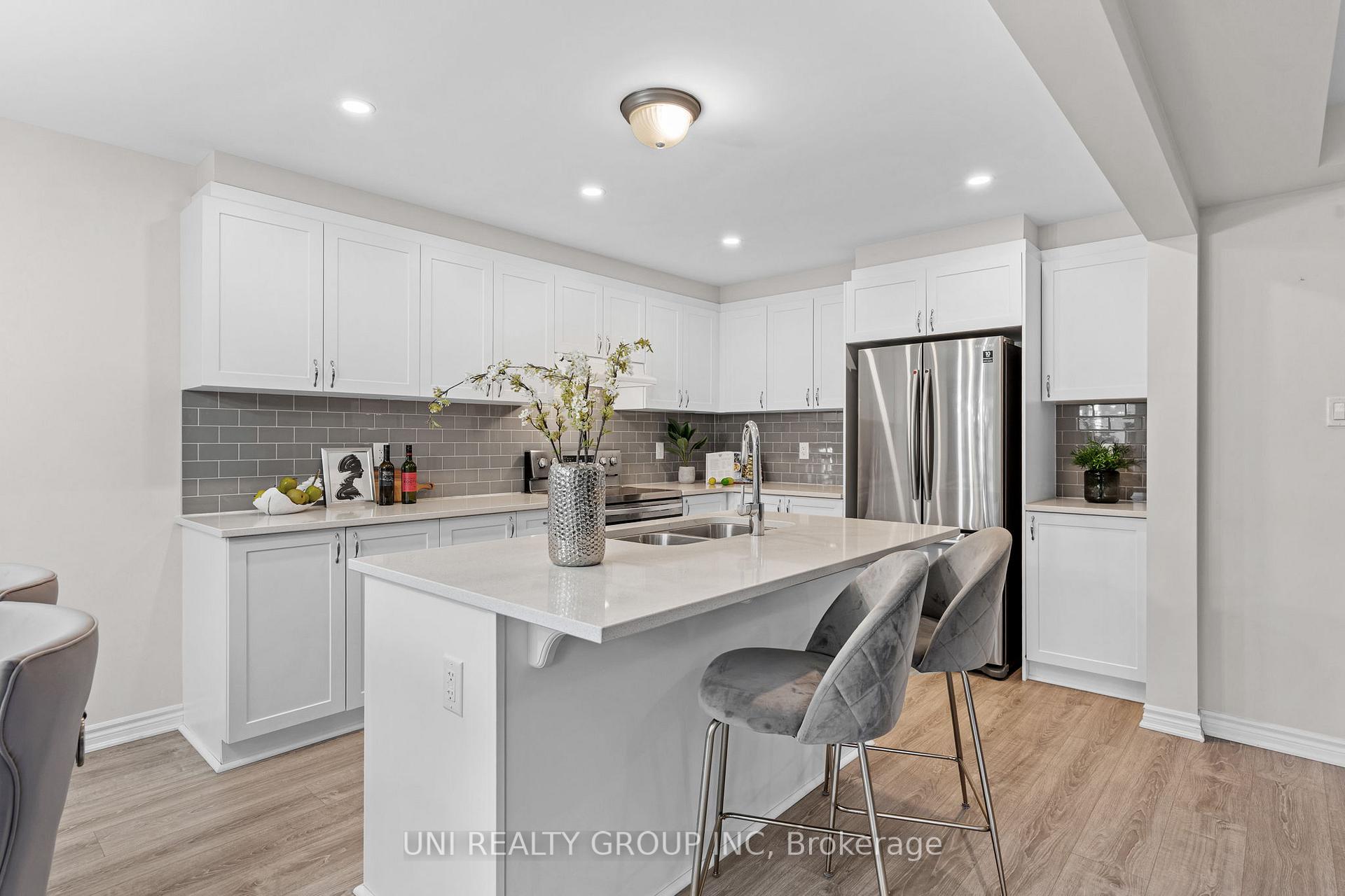 Photo 13 of 161 Celestial Grove, Ottawa, Barrhaven - Half Moon Bay — HOMEH