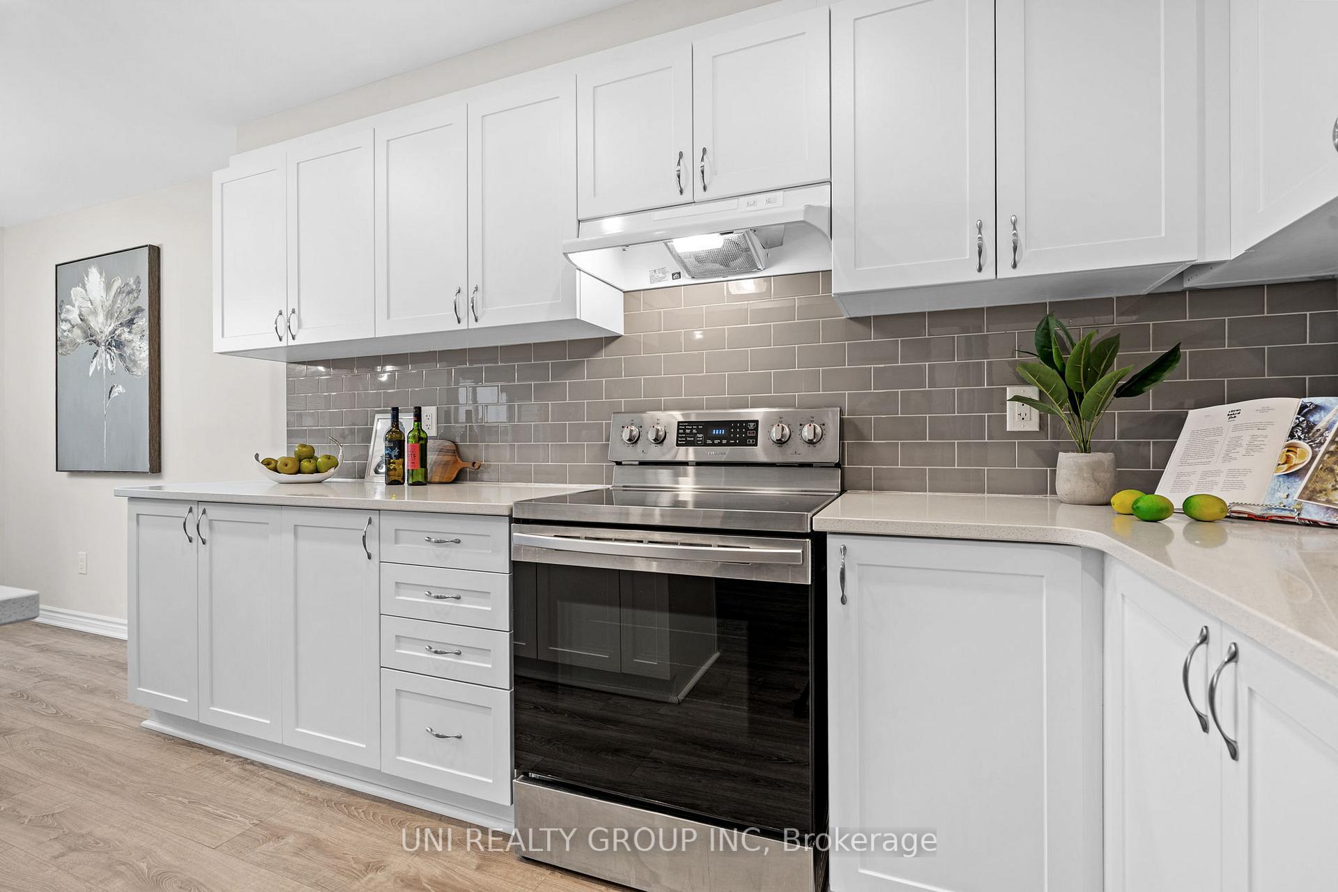 Photo 12 of 161 Celestial Grove, Ottawa, Barrhaven - Half Moon Bay — HOMEH