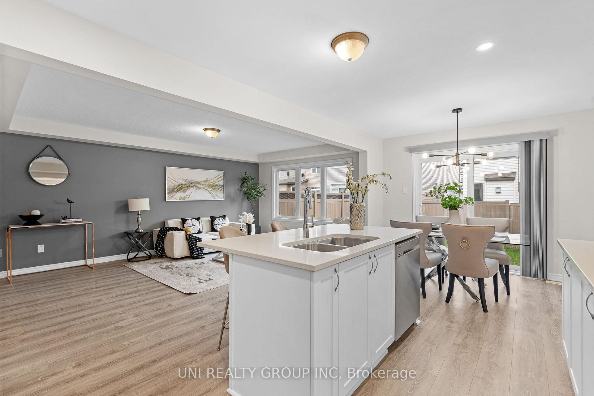 Photo 17 of 161 Celestial Grove, Ottawa, Barrhaven - Half Moon Bay — HOMEH