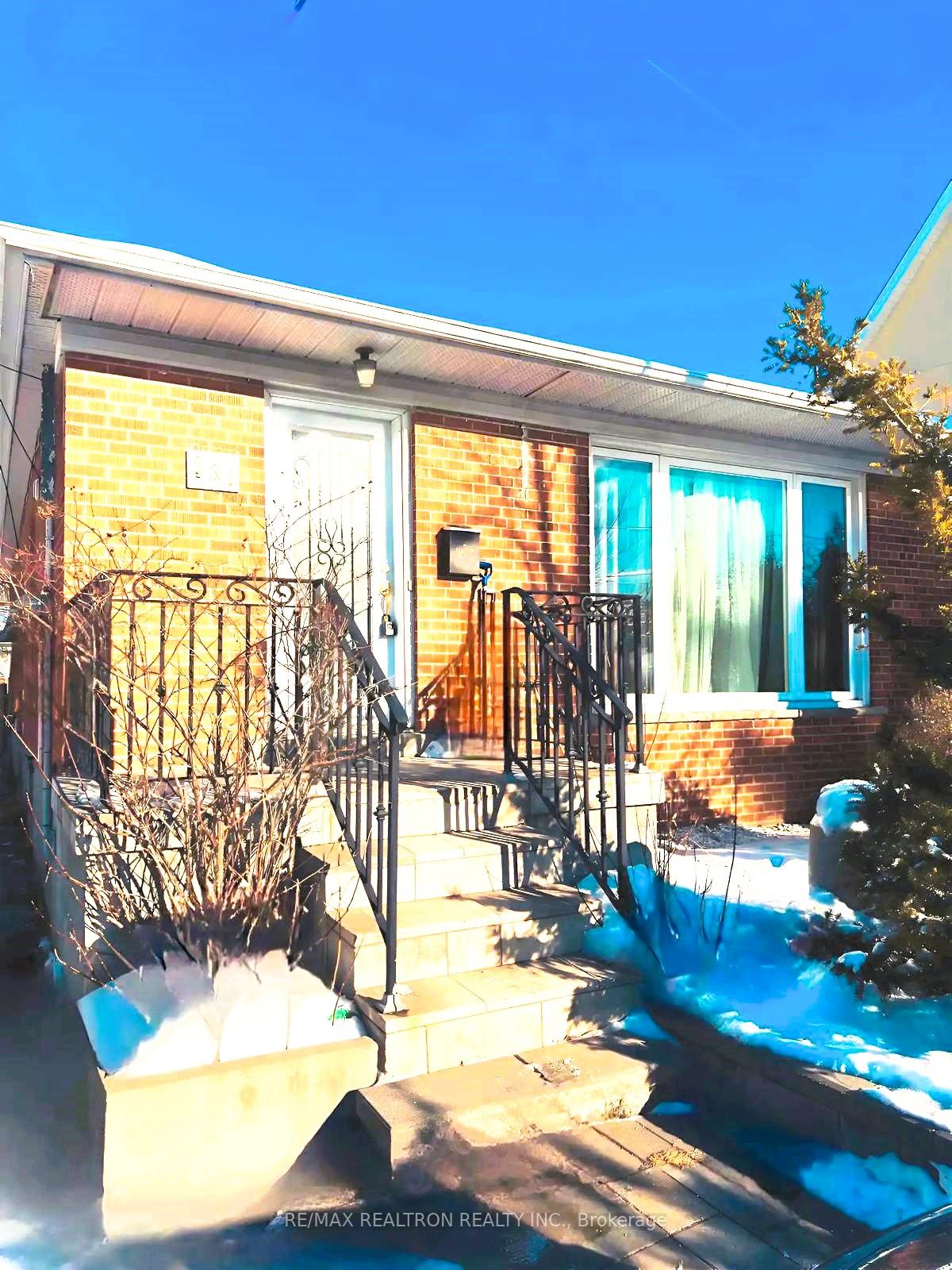 Front of 351 Osiris Drive