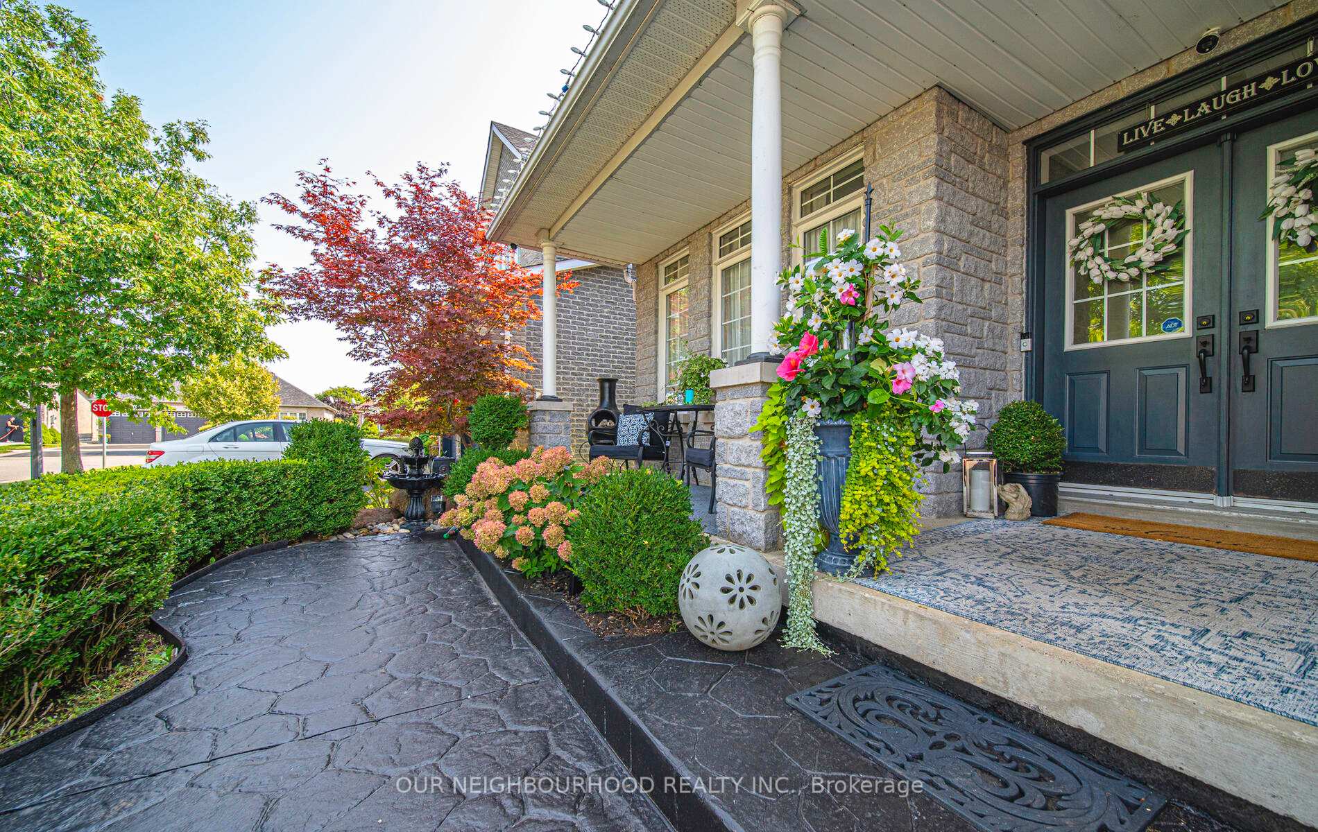 Photo 5 of 407 Frontier Court, Pickering, Rosebank — HOMEH