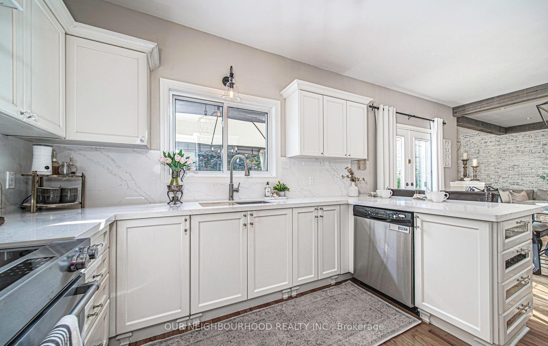 Photo 13 of 407 Frontier Court, Pickering, Rosebank — HOMEH
