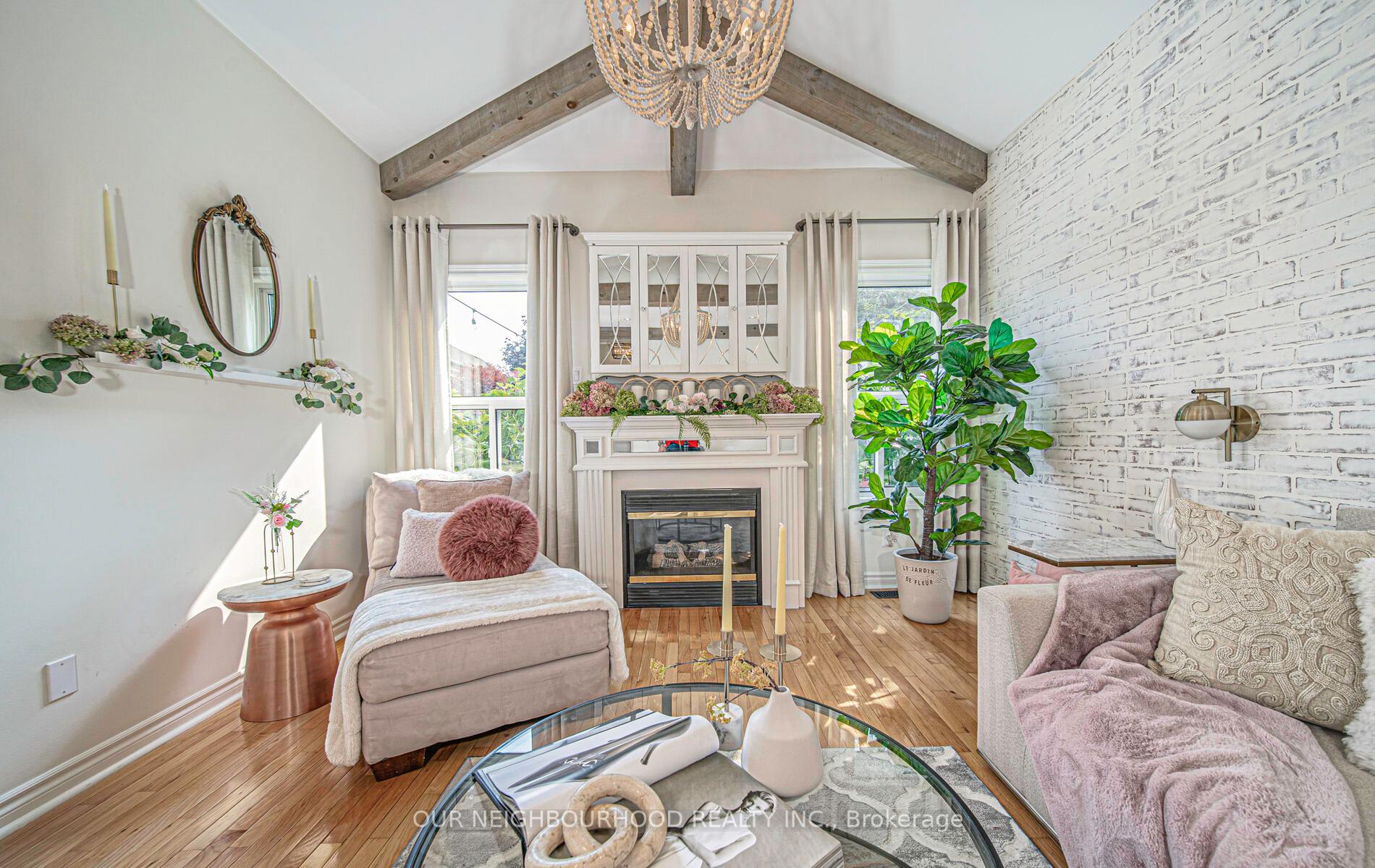 Photo 16 of 407 Frontier Court, Pickering, Rosebank — HOMEH