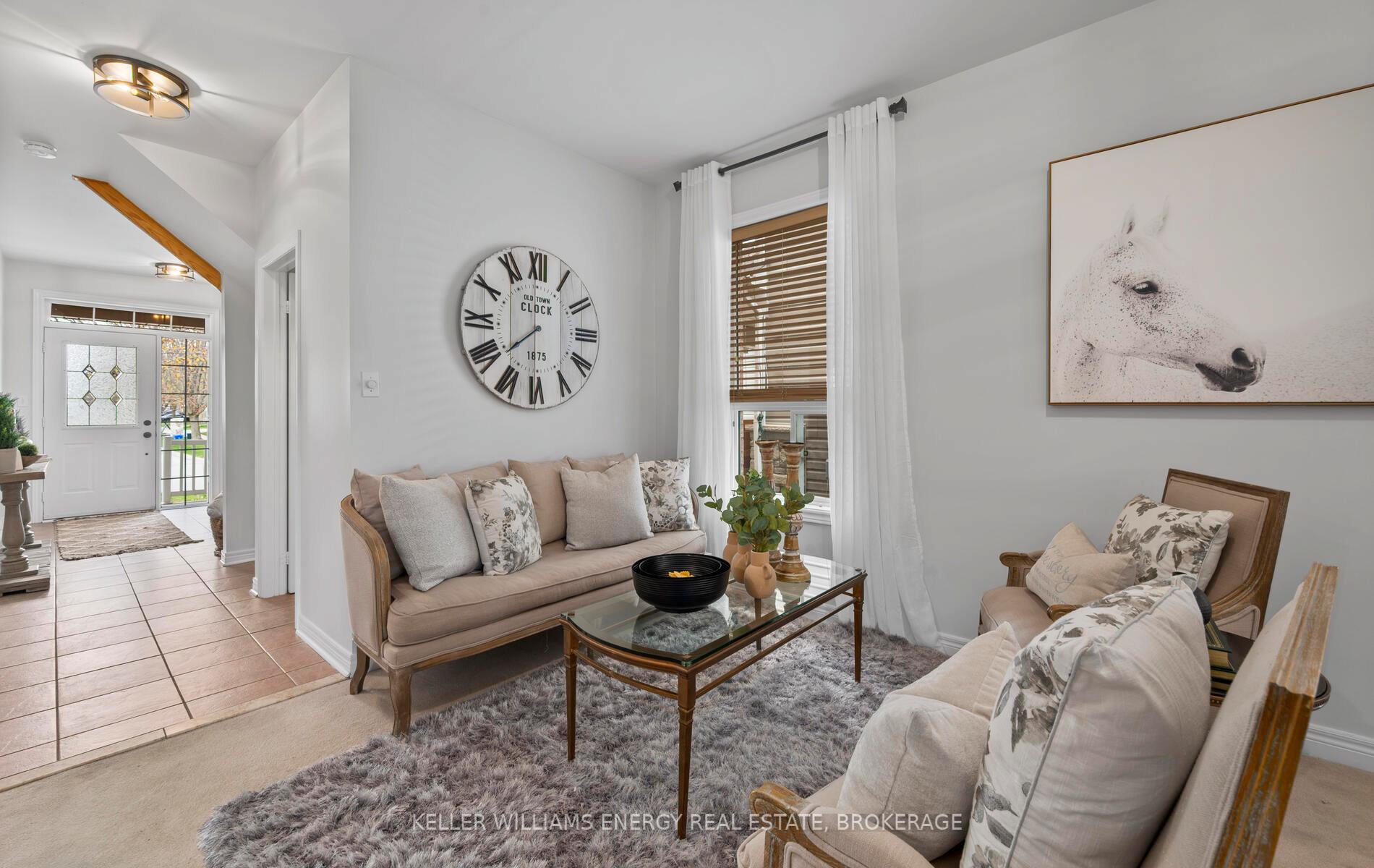 Photo 5 of 23 Charest Place, Whitby, Brooklin — HOMEH