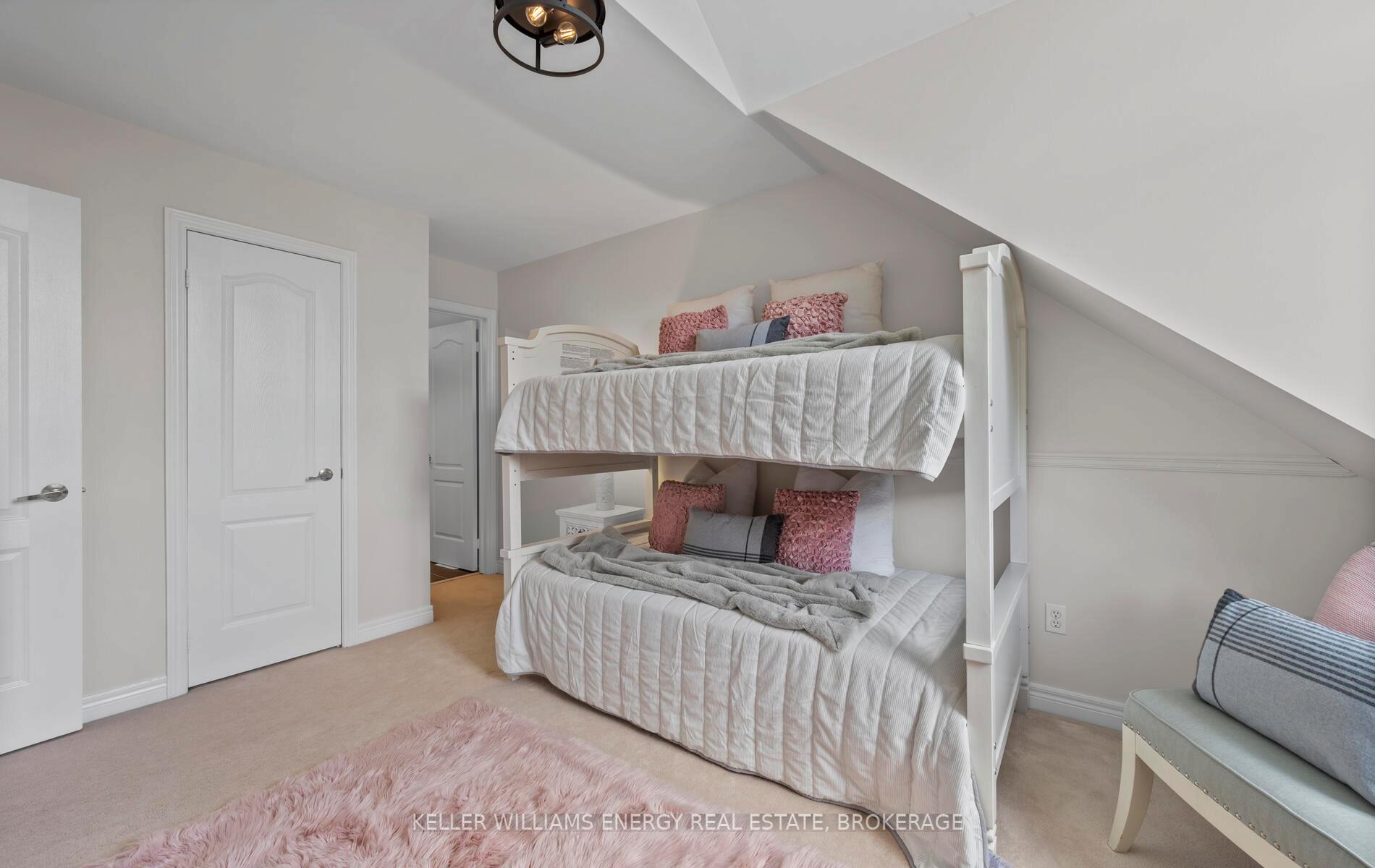 Photo 23 of 23 Charest Place, Whitby, Brooklin — HOMEH
