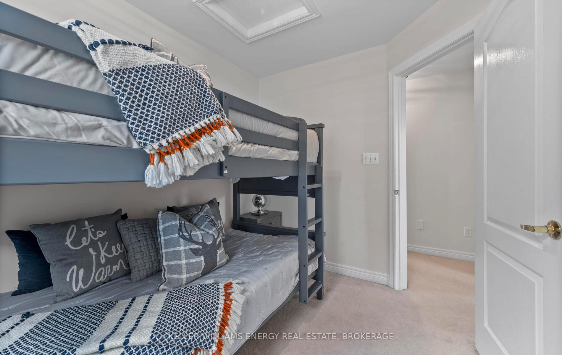 Photo 27 of 23 Charest Place, Whitby, Brooklin — HOMEH