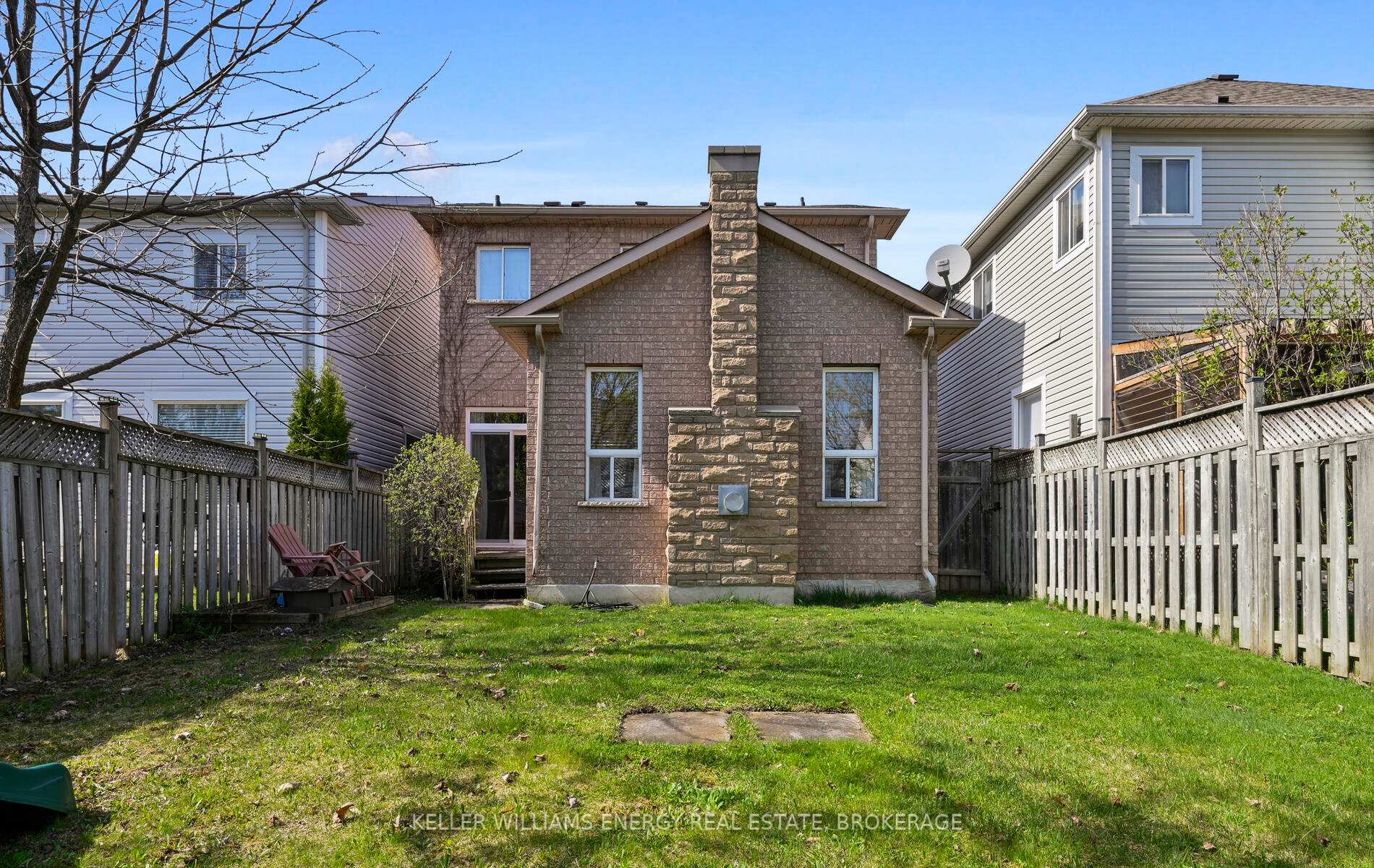 Photo 30 of 23 Charest Place, Whitby, Brooklin — HOMEH