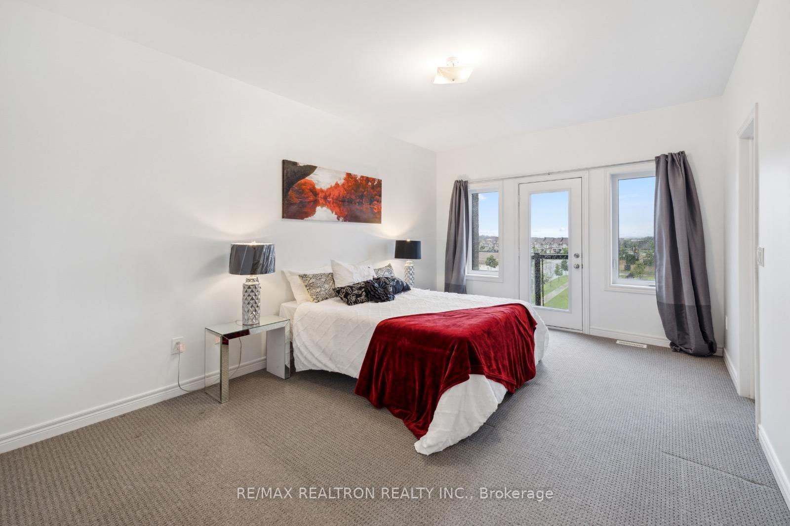 Photo 9 of 5 Laskin Drive, Vaughan, Patterson — HOMEH
