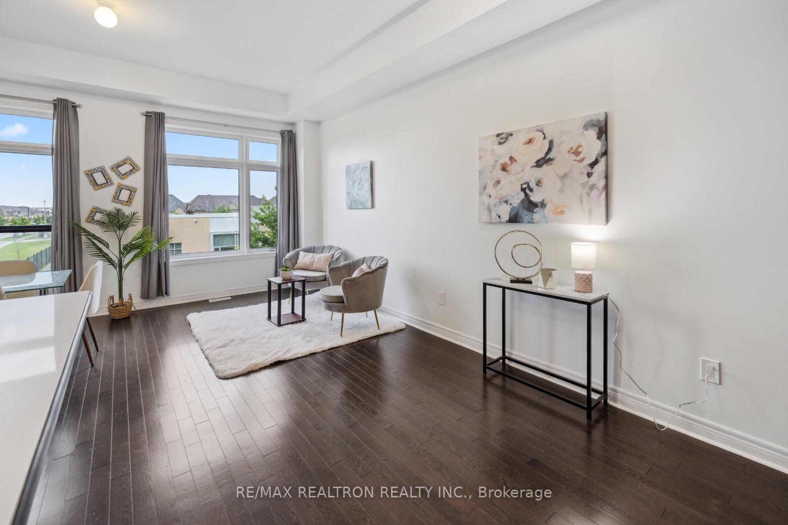 Photo 18 of 5 Laskin Drive, Vaughan, Patterson — HOMEH