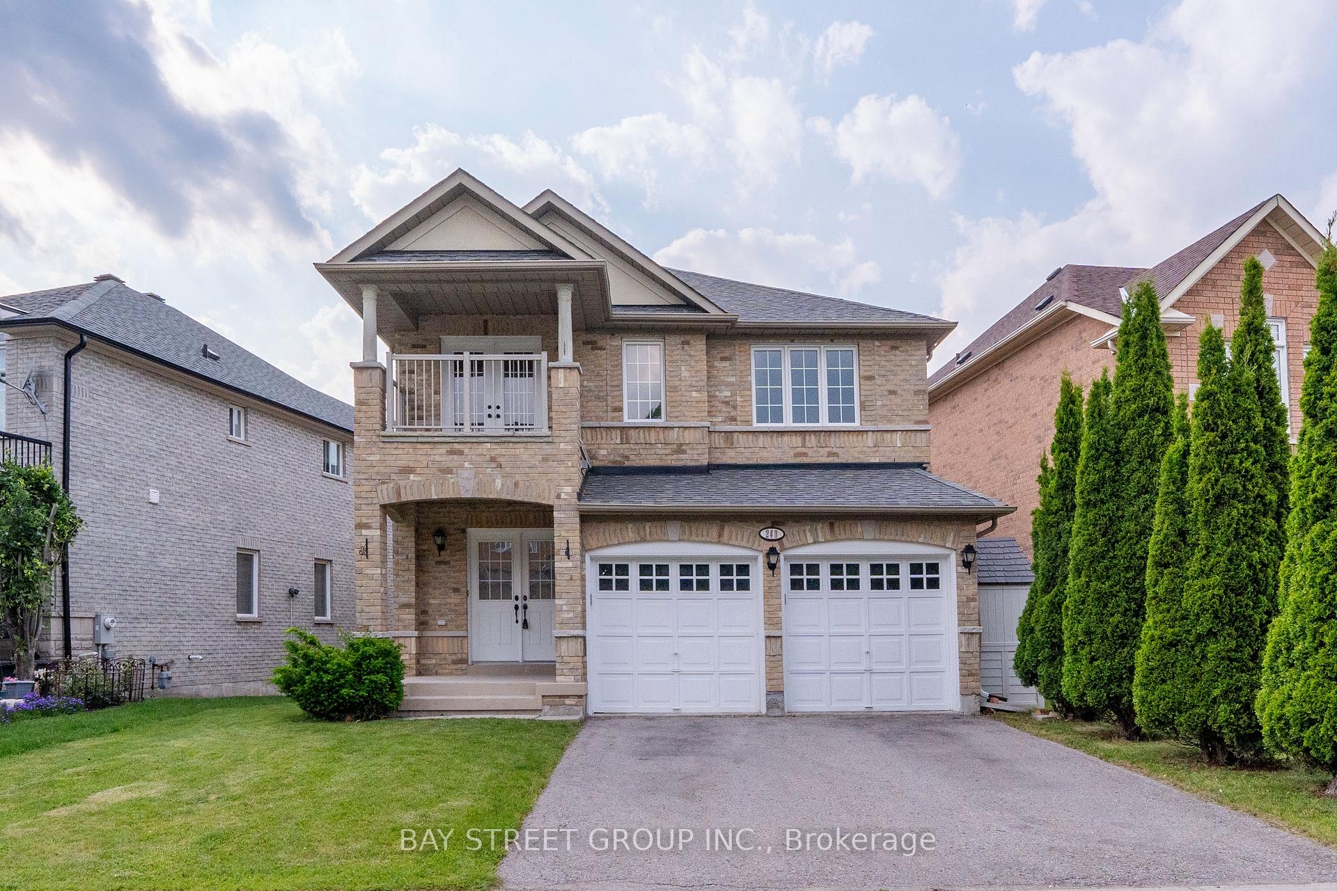 Photo 1 of 243 Zokol Drive, Aurora, Bayview Northeast — HOMEH