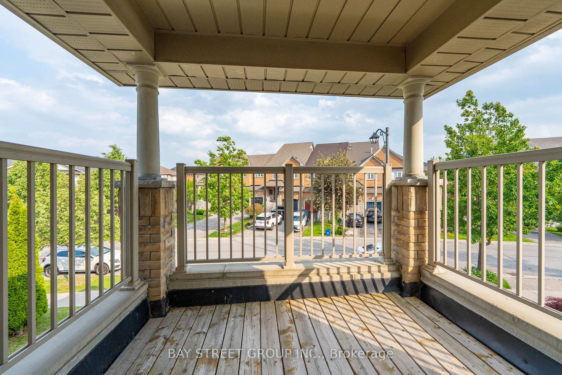 Photo 31 of 243 Zokol Drive, Aurora, Bayview Northeast — HOMEH