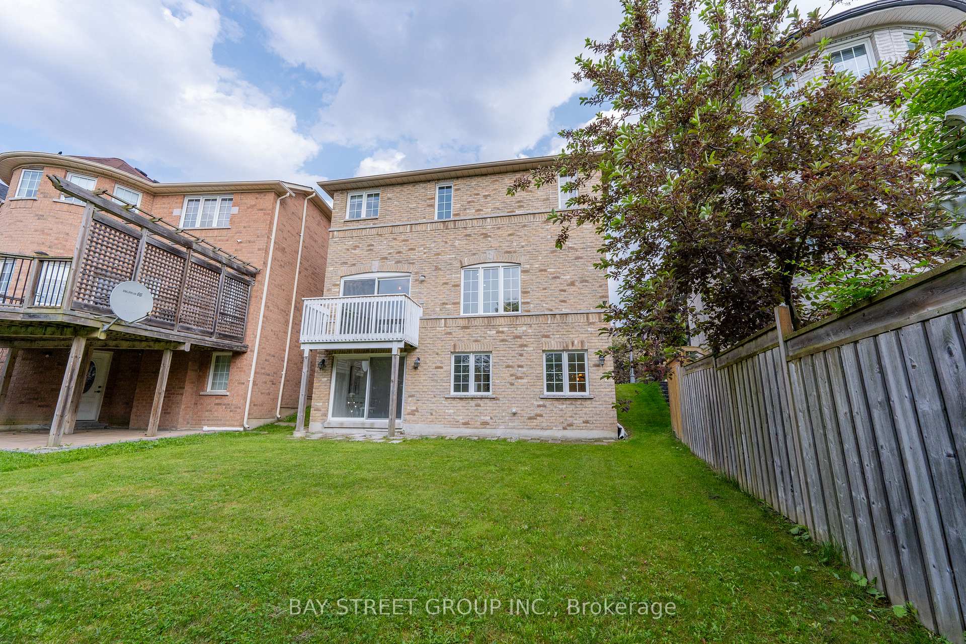 Photo 44 of 243 Zokol Drive, Aurora, Bayview Northeast — HOMEH