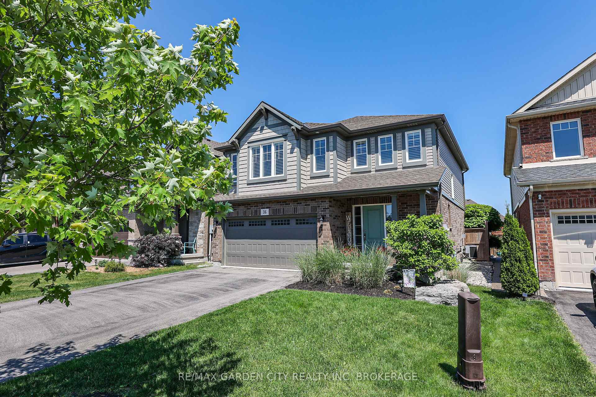 Photo 1 of 36 Silverwood Avenue, Welland, Coyle Creek — HOMEH