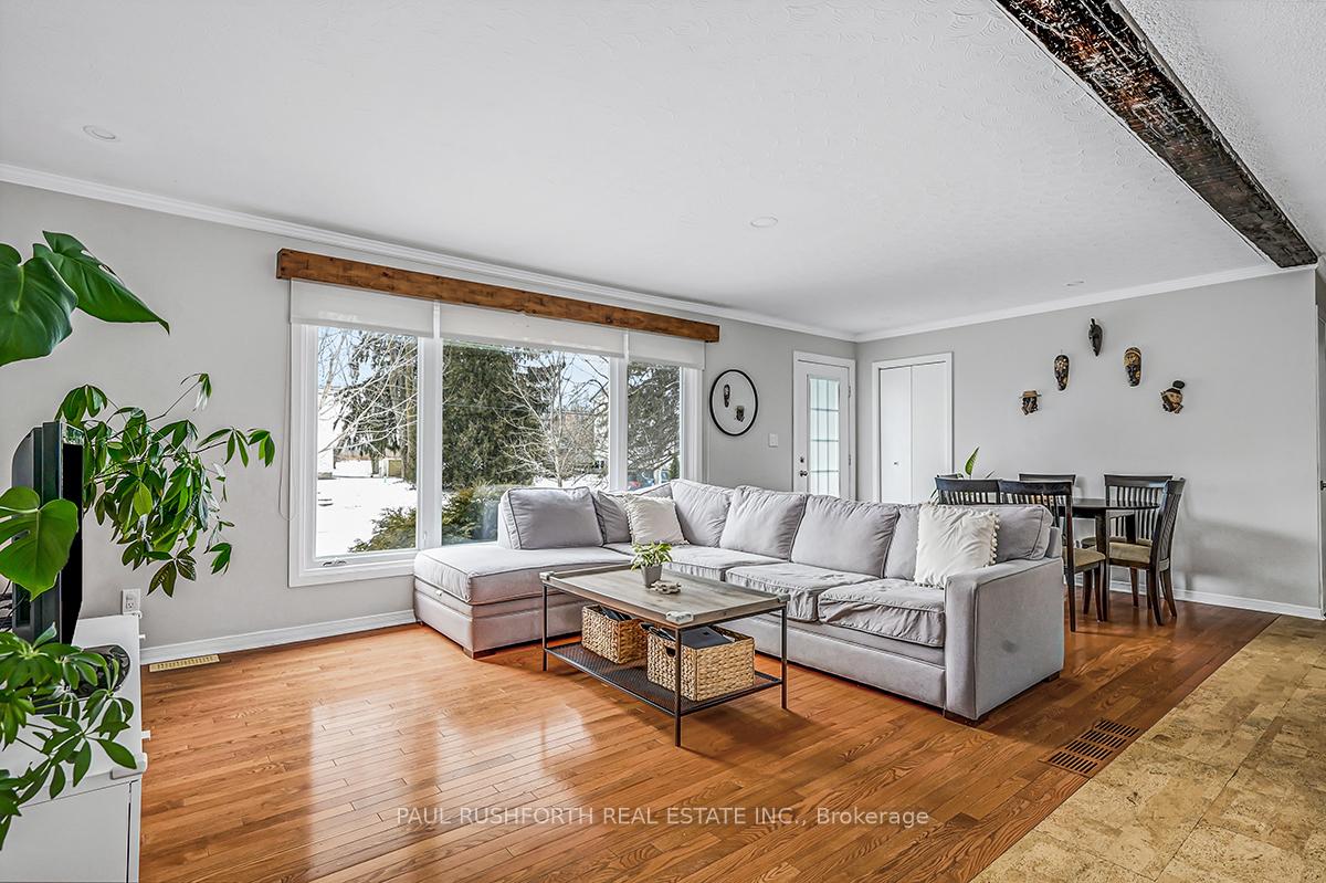 Photo 5 of 1875 Farwel Street, Ottawa, Vars Village — HOMEH