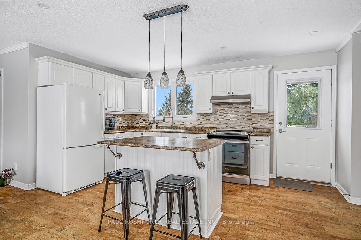 Photo 7 of 1875 Farwel Street, Ottawa, Vars Village — HOMEH