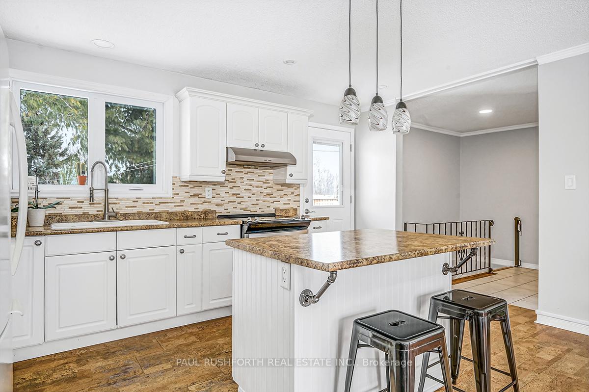Photo 8 of 1875 Farwel Street, Ottawa, Vars Village — HOMEH