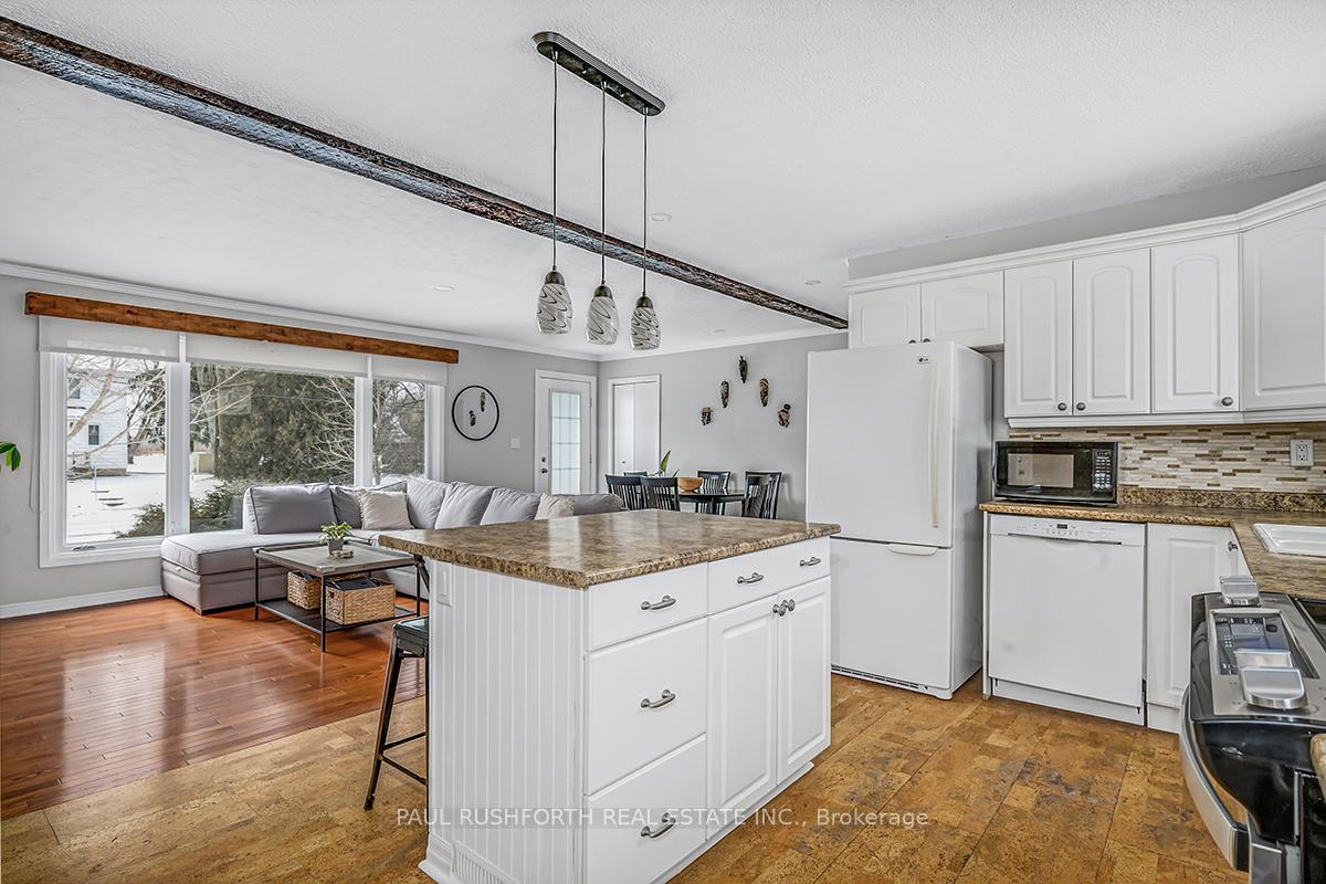 Photo 9 of 1875 Farwel Street, Ottawa, Vars Village — HOMEH