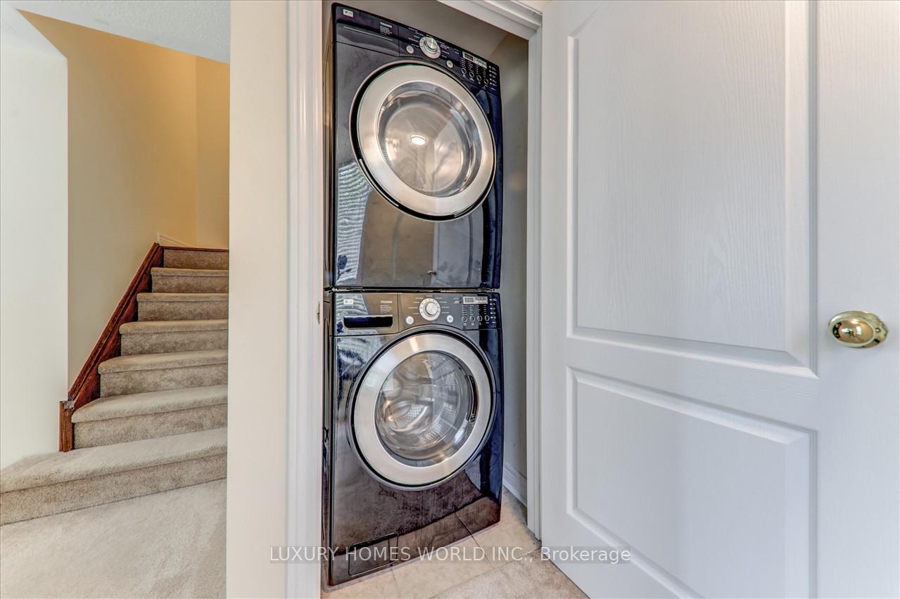 Photo 8 of 1519 Spinnaker Mews, Pickering, Duffin Heights — HOMEH