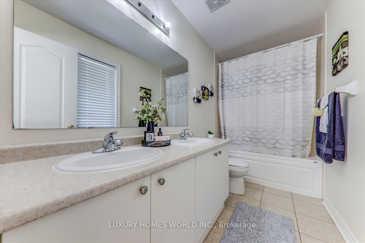 Photo 24 of 1519 Spinnaker Mews, Pickering, Duffin Heights — HOMEH
