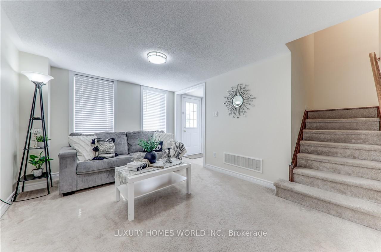 Photo 32 of 1519 Spinnaker Mews, Pickering, Duffin Heights — HOMEH