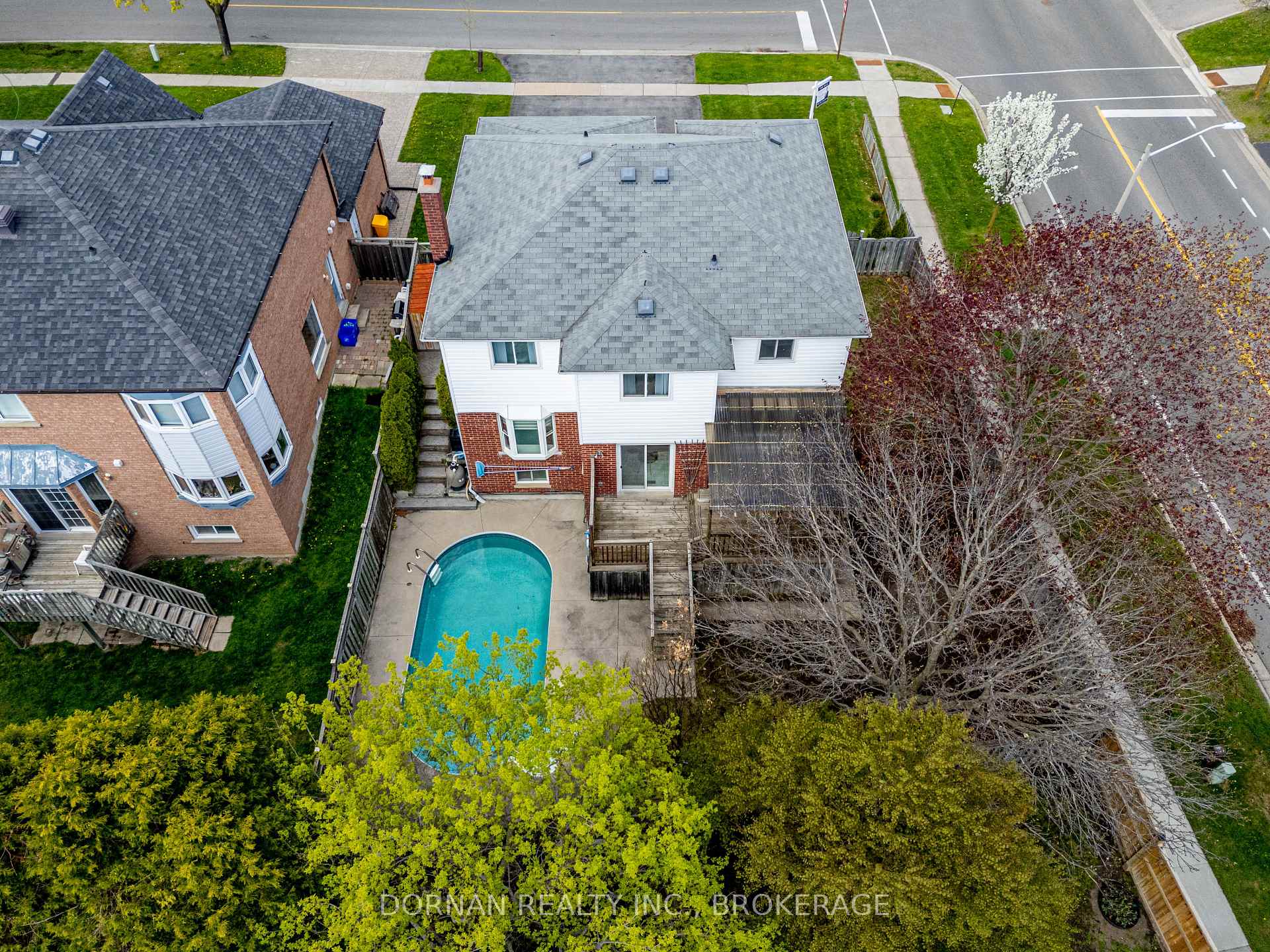 Photo 1 of 885 Corbetts Road, Oshawa, Pinecrest — HOMEH