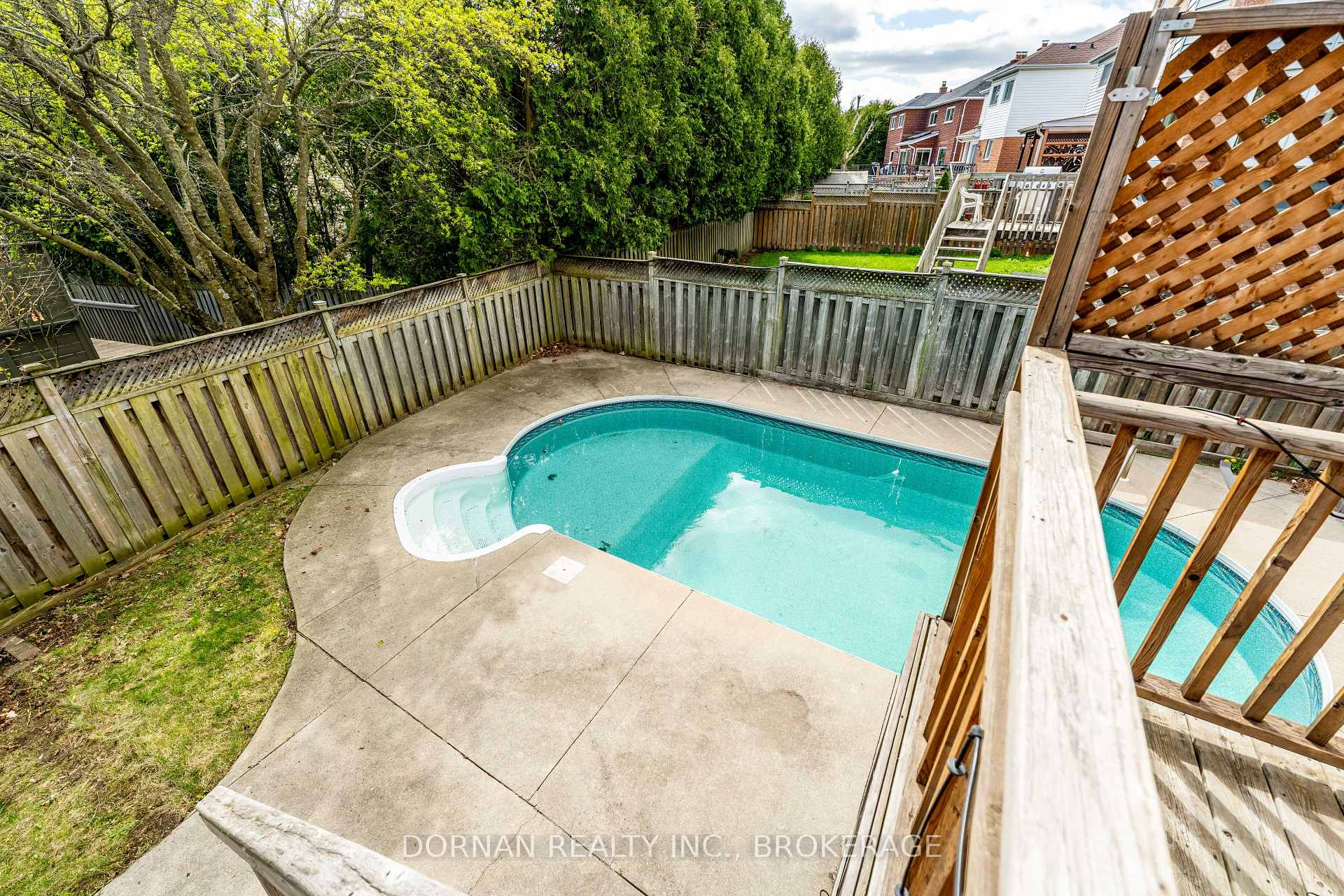 Photo 40 of 885 Corbetts Road, Oshawa, Pinecrest — HOMEH