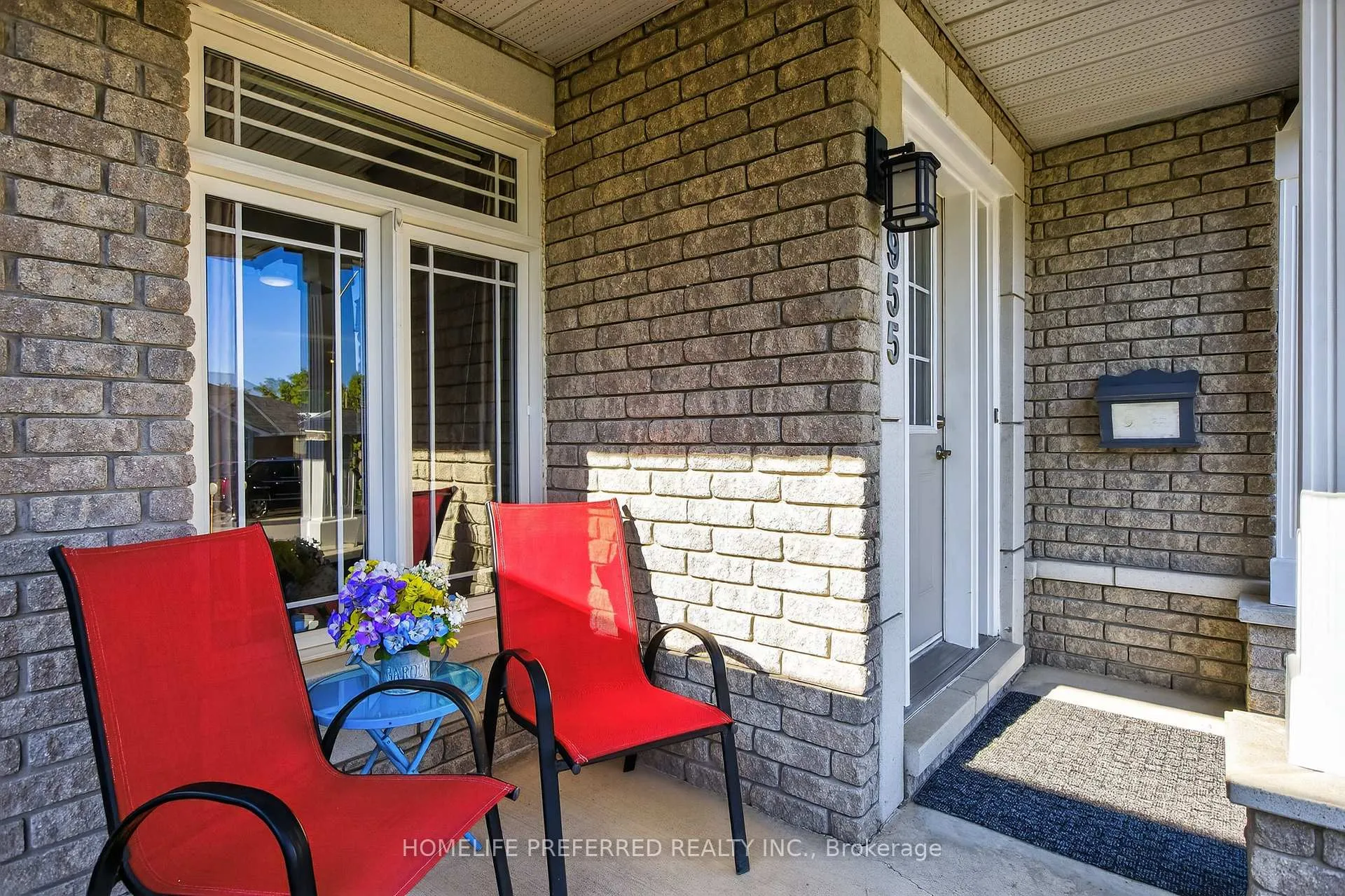 Photo 5 of 955 Ralphson Crescent, Peterborough, Otonabee Ward 1 — HOMEH