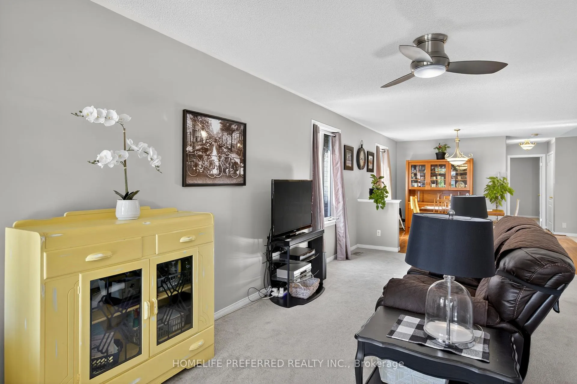 Photo 11 of 955 Ralphson Crescent, Peterborough, Otonabee Ward 1 — HOMEH