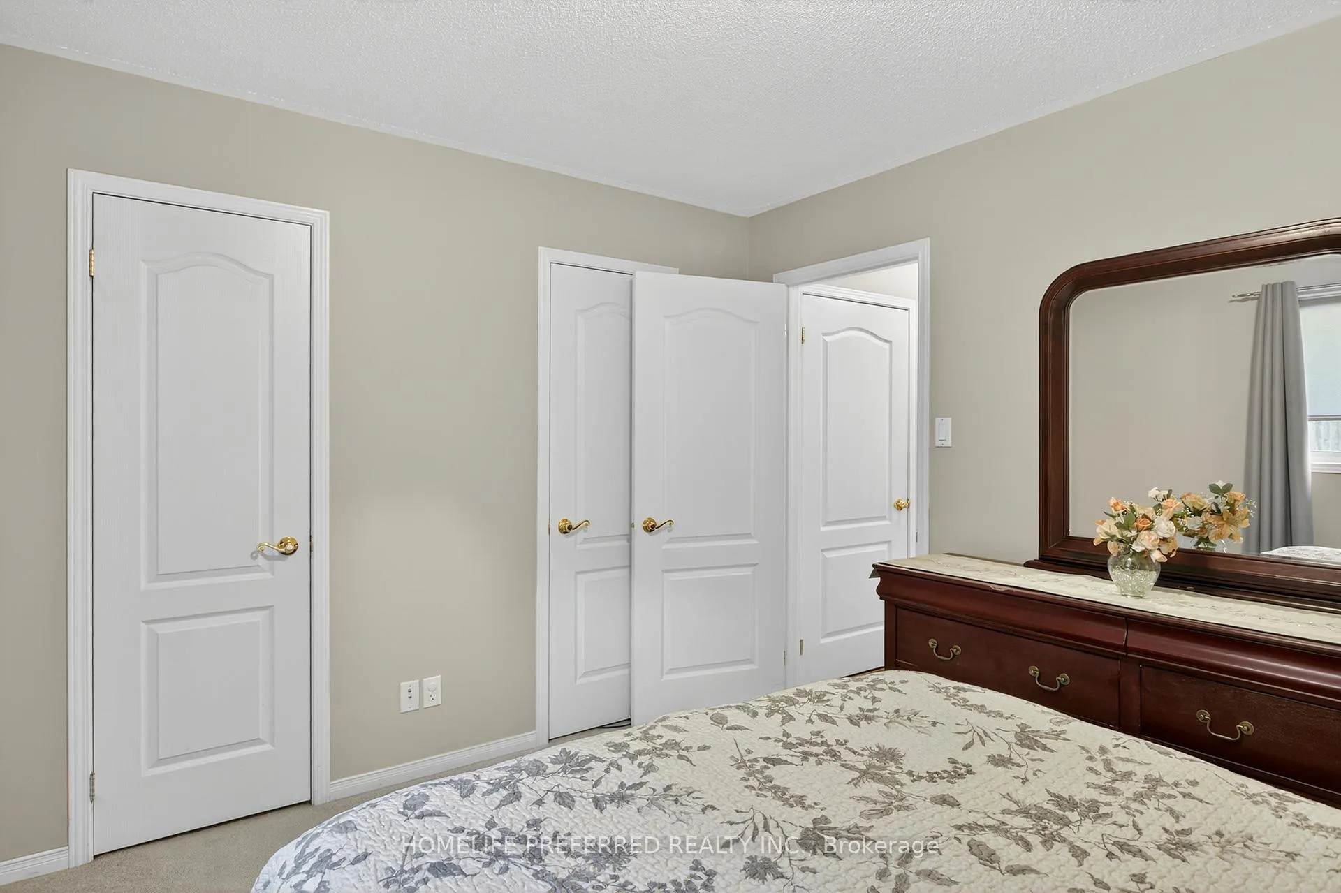 Photo 23 of 955 Ralphson Crescent, Peterborough, Otonabee Ward 1 — HOMEH