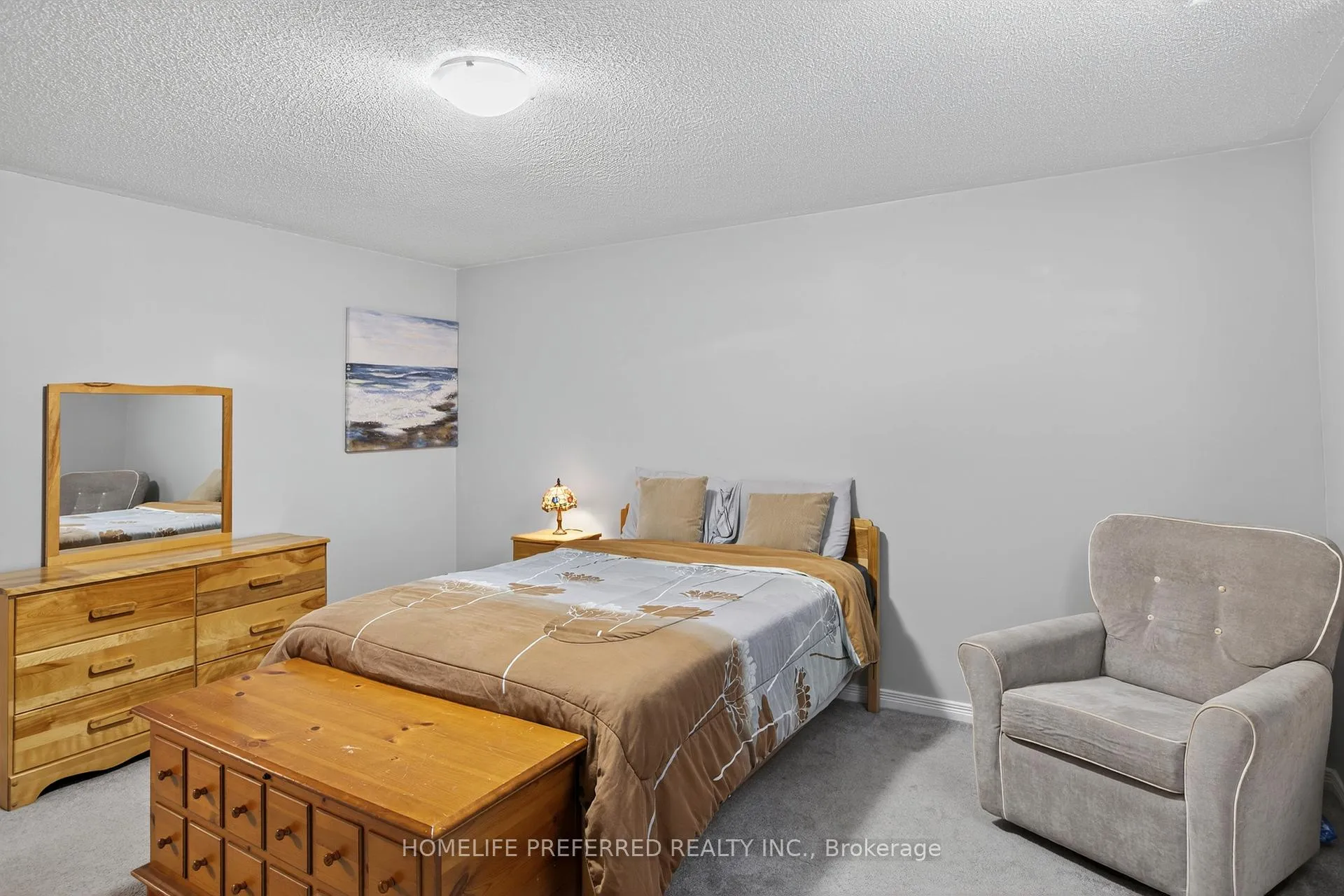 Photo 32 of 955 Ralphson Crescent, Peterborough, Otonabee Ward 1 — HOMEH