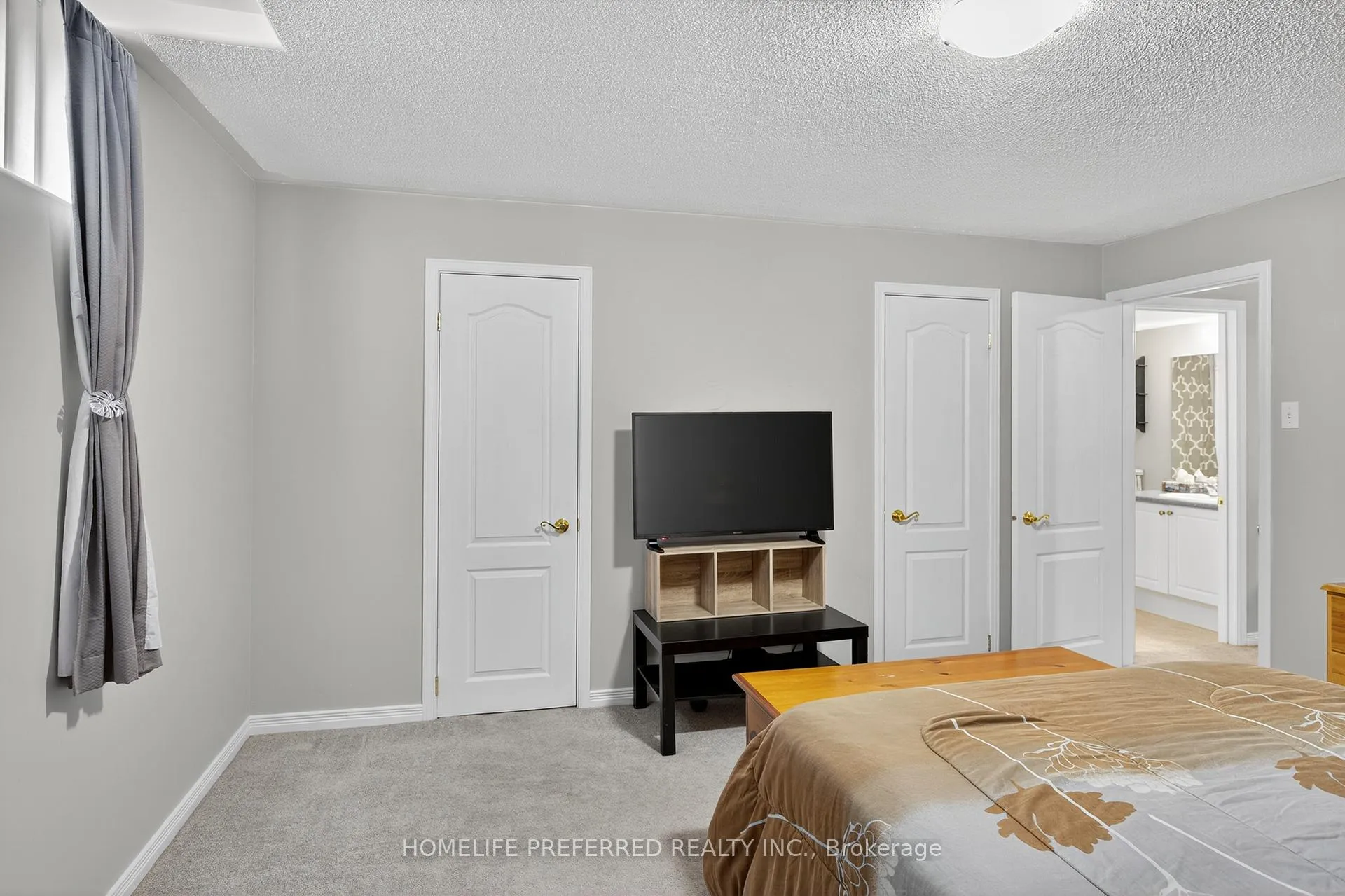 Photo 33 of 955 Ralphson Crescent, Peterborough, Otonabee Ward 1 — HOMEH