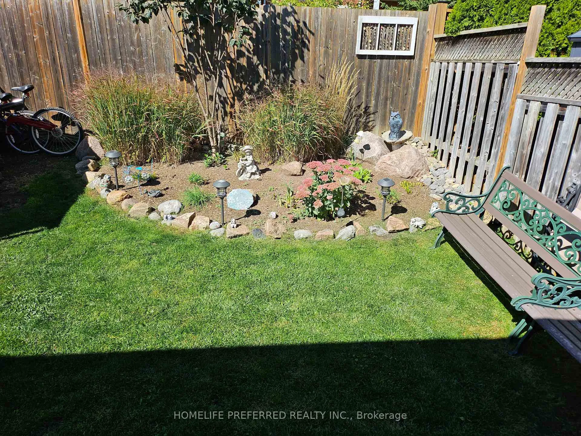 Photo 39 of 955 Ralphson Crescent, Peterborough, Otonabee Ward 1 — HOMEH