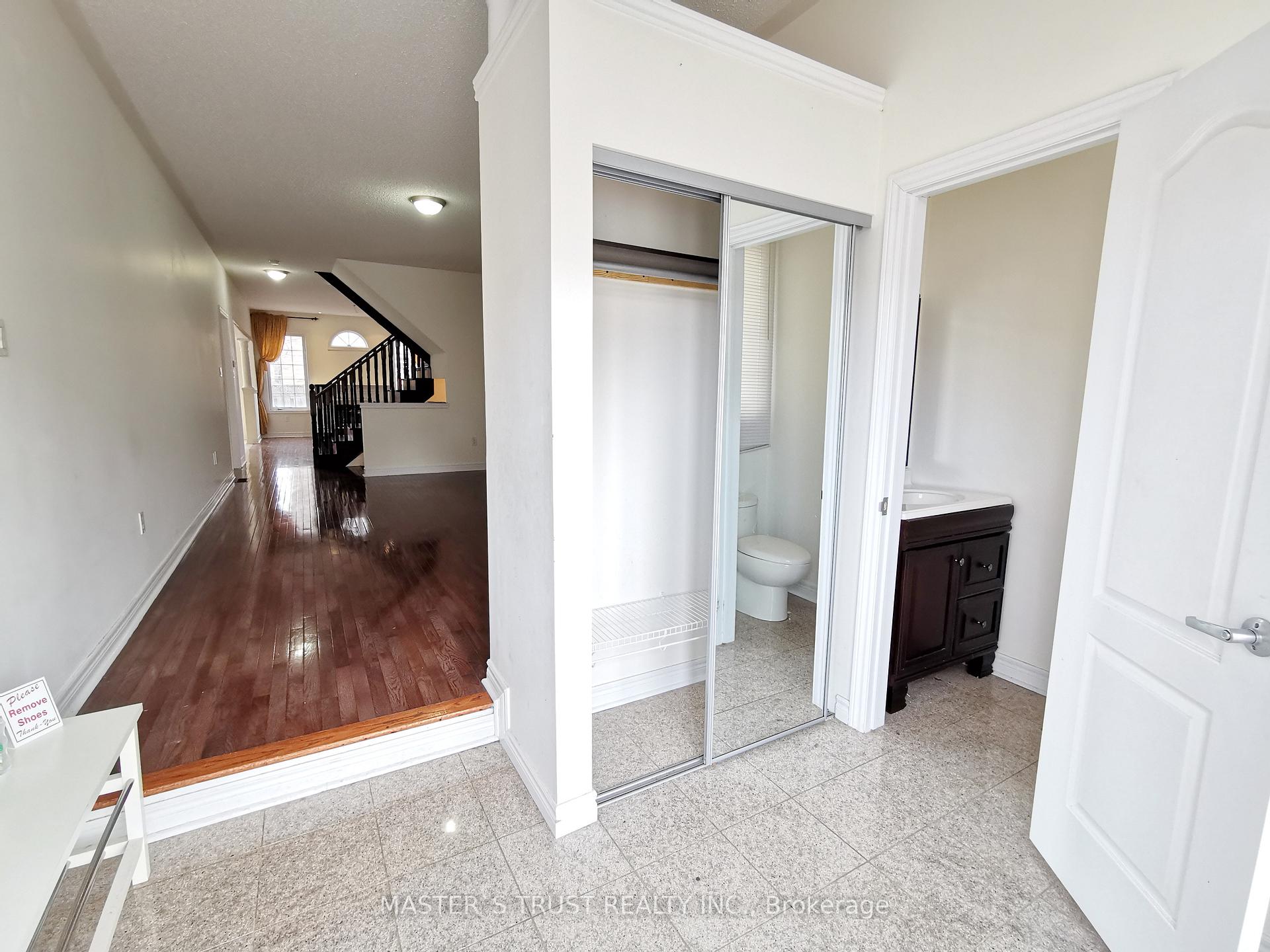 Photo 3 of 47 Mosswood Road, Vaughan, Patterson — HOMEH