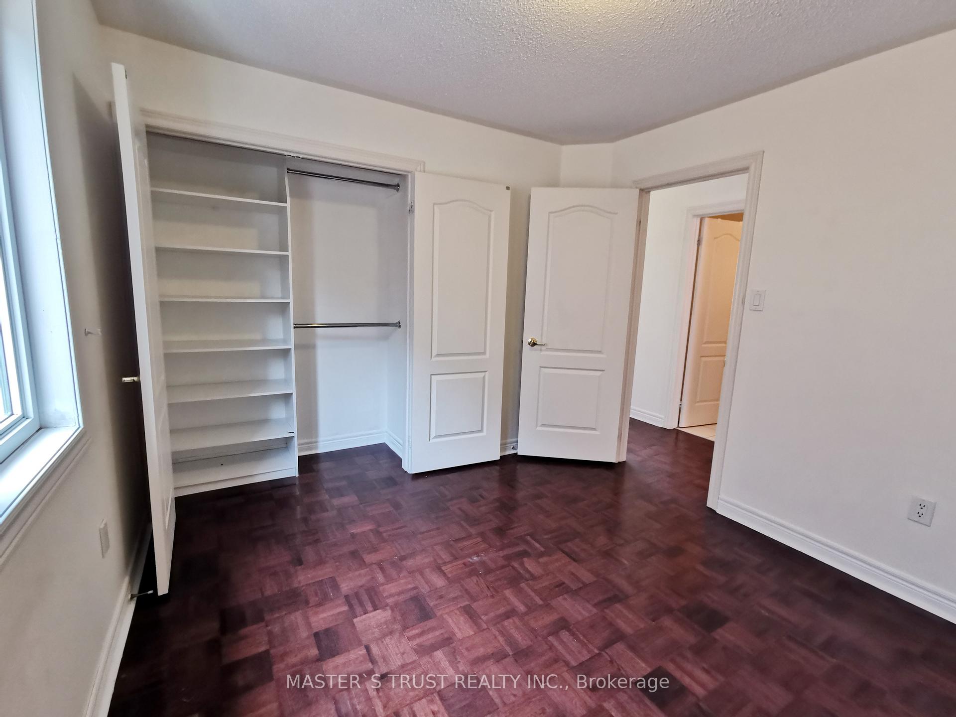 Photo 25 of 47 Mosswood Road, Vaughan, Patterson — HOMEH