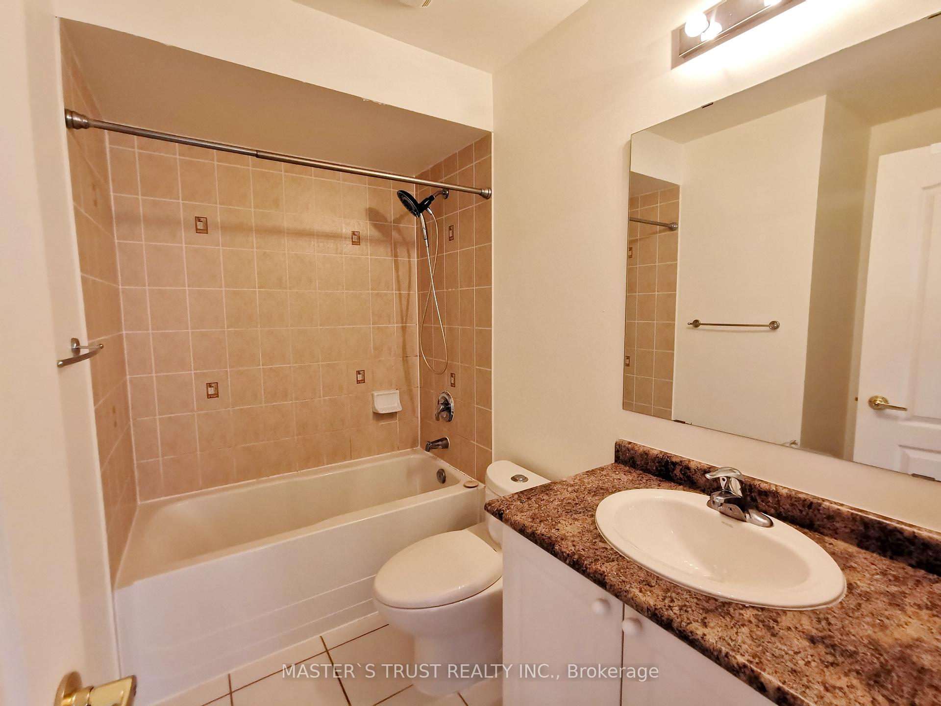 Photo 29 of 47 Mosswood Road, Vaughan, Patterson — HOMEH