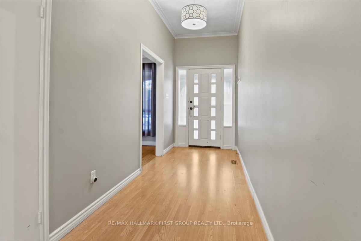 Photo 8 of 733 Victory Drive, Pickering, West Shore — HOMEH