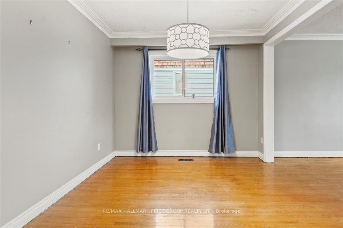 Photo 11 of 733 Victory Drive, Pickering, West Shore — HOMEH