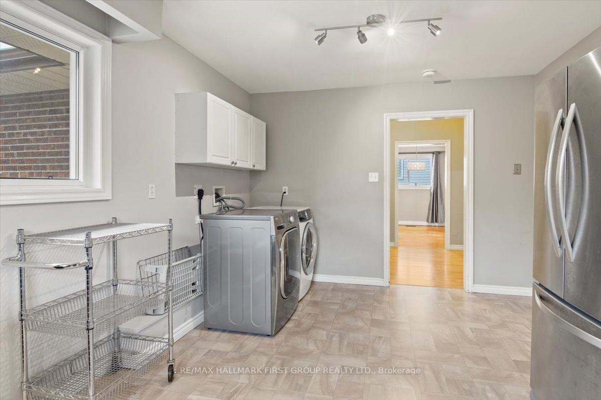 Photo 15 of 733 Victory Drive, Pickering, West Shore — HOMEH
