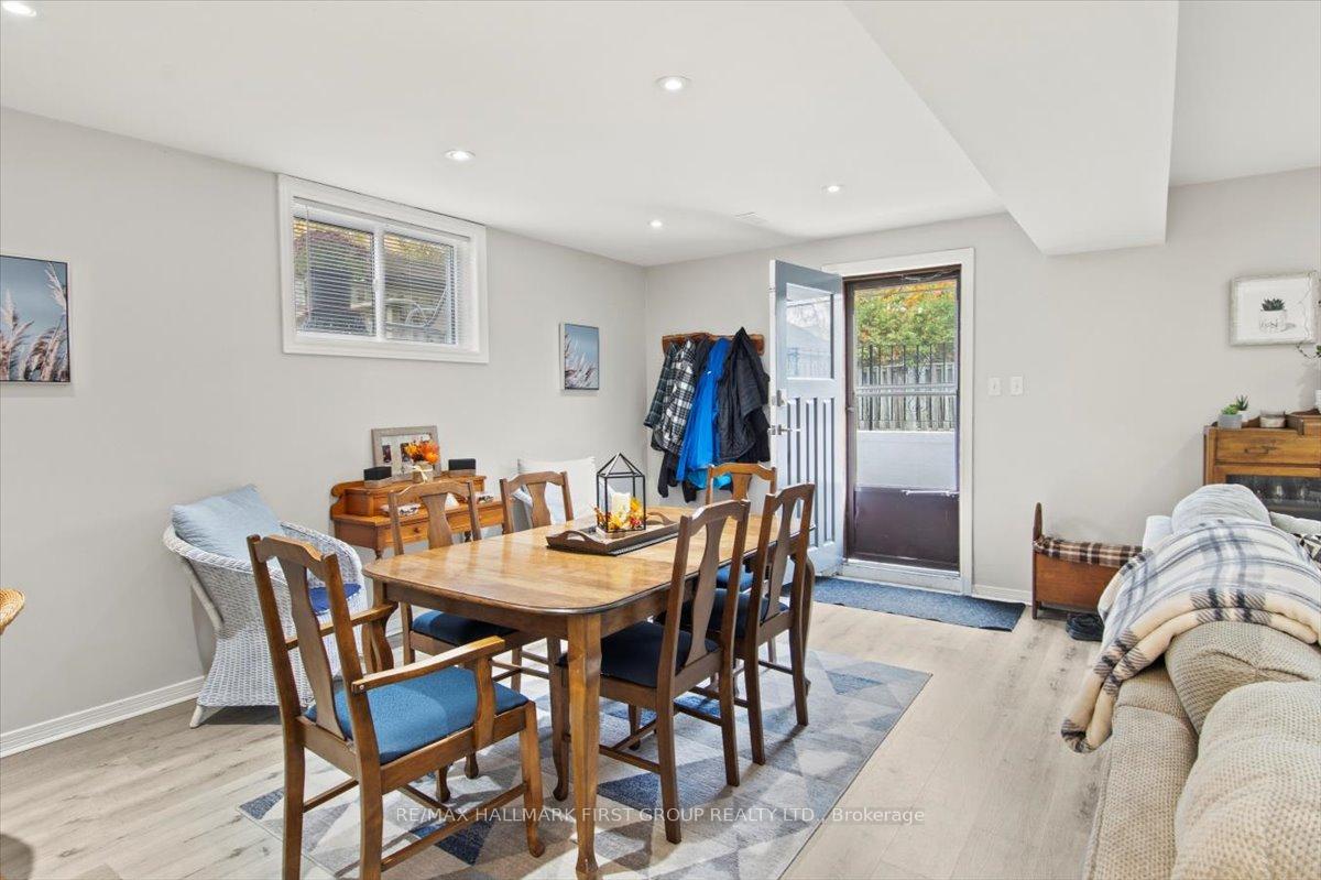 Photo 24 of 733 Victory Drive, Pickering, West Shore — HOMEH