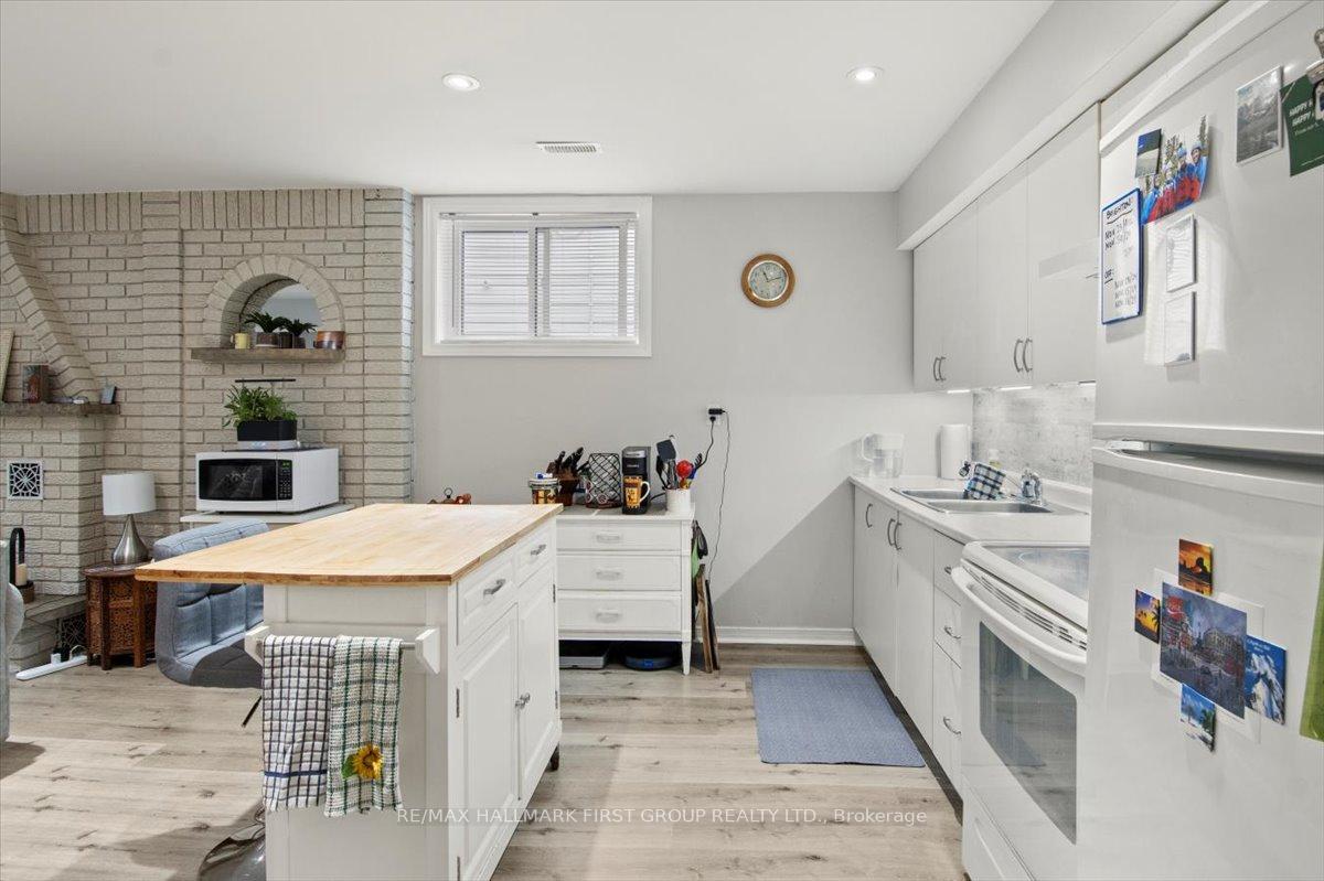 Photo 28 of 733 Victory Drive, Pickering, West Shore — HOMEH
