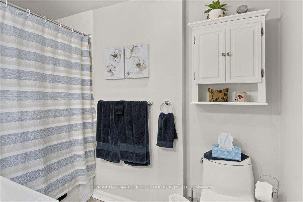 Photo 32 of 733 Victory Drive, Pickering, West Shore — HOMEH