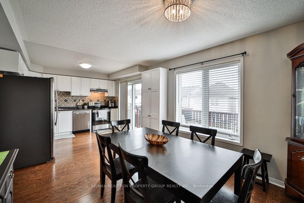 Photo 27 of 950 Taggart Crescent, Oshawa, Pinecrest — HOMEH
