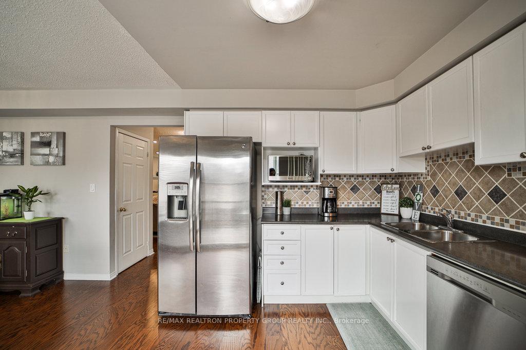 Photo 30 of 950 Taggart Crescent, Oshawa, Pinecrest — HOMEH