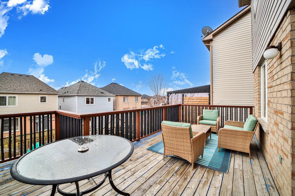 Photo 41 of 950 Taggart Crescent, Oshawa, Pinecrest — HOMEH