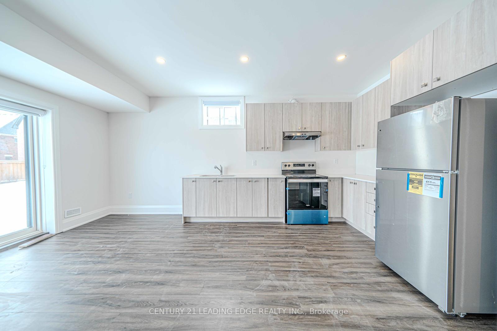 Photo 6 of 523 Kleinburg Summit Way, Vaughan, Kleinburg — HOMEH