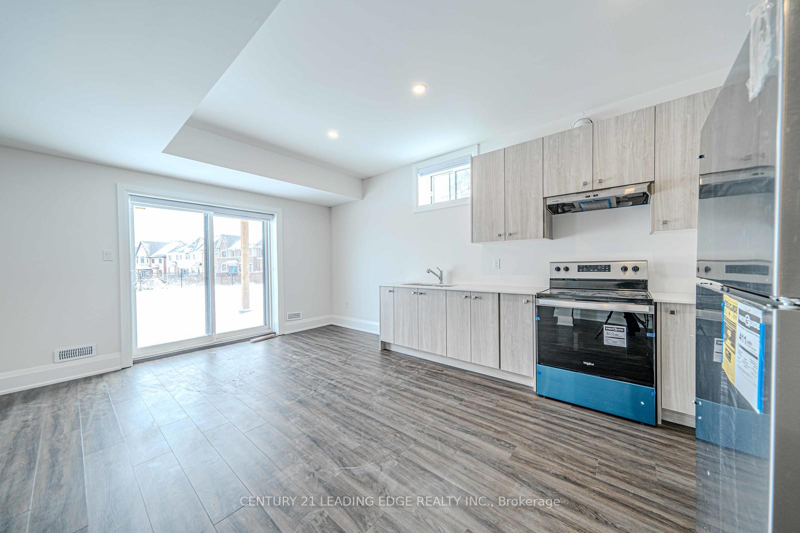 Photo 7 of 523 Kleinburg Summit Way, Vaughan, Kleinburg — HOMEH