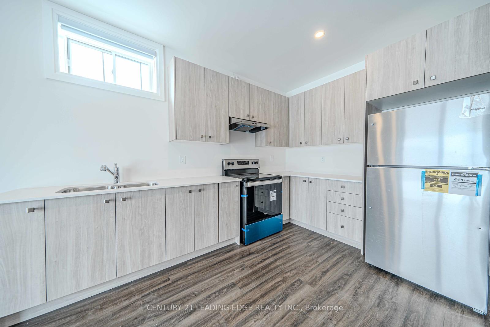 Photo 8 of 523 Kleinburg Summit Way, Vaughan, Kleinburg — HOMEH